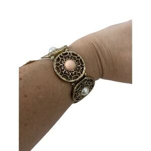 medallion bracelet gold tone